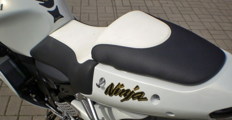 Siedziska motocyklowe - Ścigacz Ninja